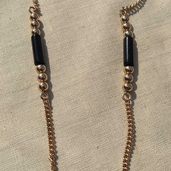 Sparkly! Three Vintage Necklaces, Amber Beads, Silver with Green Stone, … - Picture 13 of 15